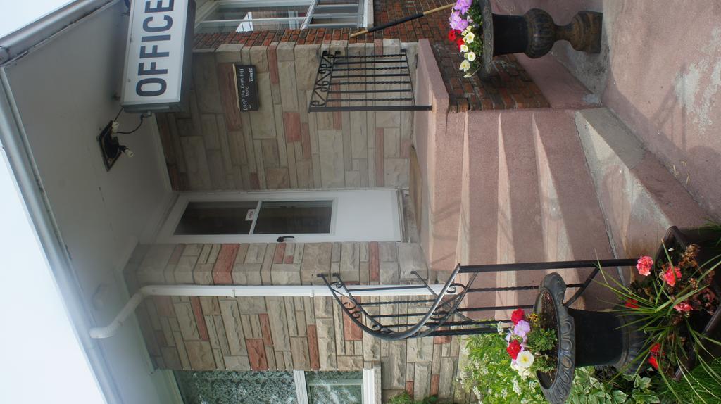 Welcome Traveller Motel Kingston Exterior foto