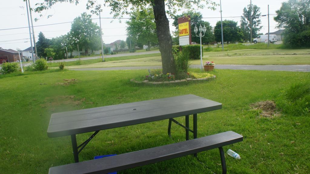 Welcome Traveller Motel Kingston Exterior foto